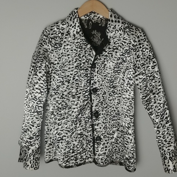 Chico's Reversible Quilt Silk Blend Leopard Print/Town Center On One Size - Picture 12 of 15